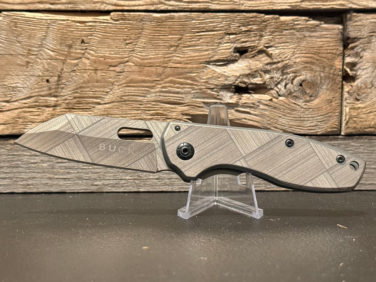 Custom Engraved Carbon Fiber Pattern Buck Knife – Blade of Strength
