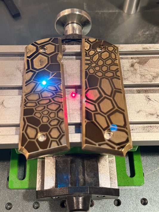 Kryptek Camo-Patterned 1911 Grips Brass – Stealth in Grip
